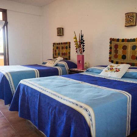 Casa Adriana Hotell Zihuatanejo Exteriör bild