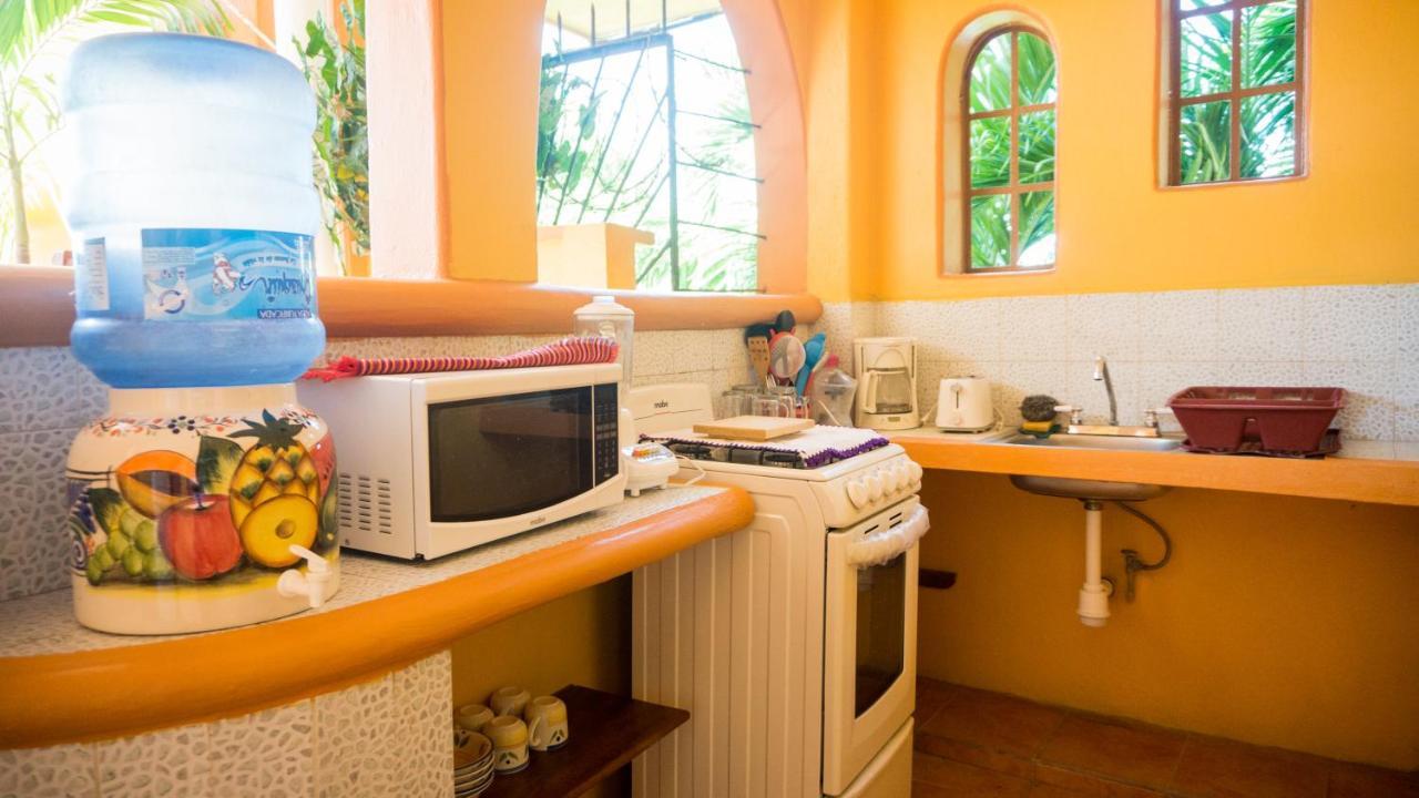 Casa Adriana Hotell Zihuatanejo Exteriör bild